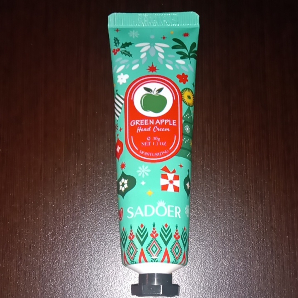 Green Apple Travel Size Hand Cream in Mint Green